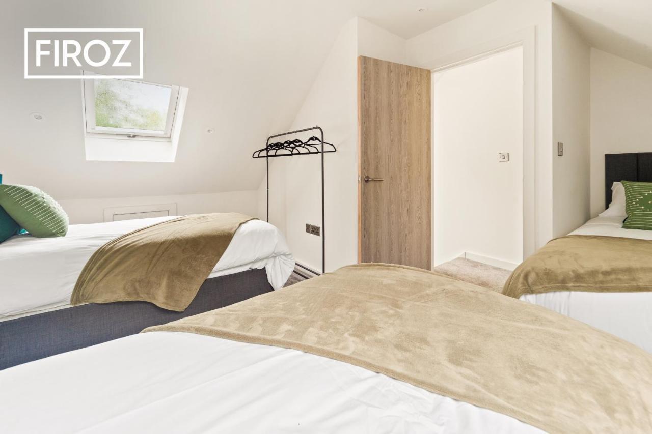 Spacious 4 Bedroom 3 Bath House For Families & Contractors With Free Parking, Fast Wi-Fi & Netflix By Firoz Property Management Leeds  Dış mekan fotoğraf