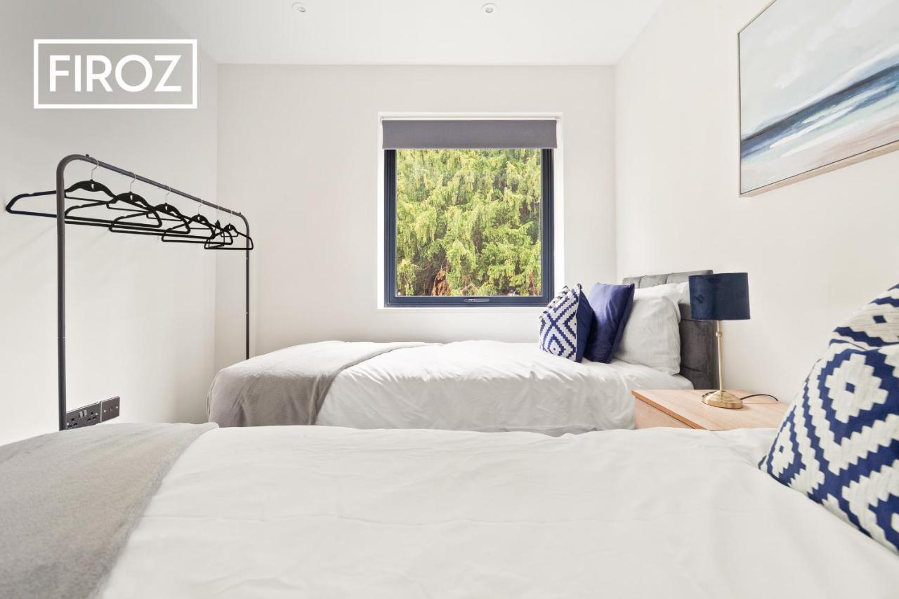Spacious 4 Bedroom 3 Bath House For Families & Contractors With Free Parking, Fast Wi-Fi & Netflix By Firoz Property Management Leeds  Dış mekan fotoğraf