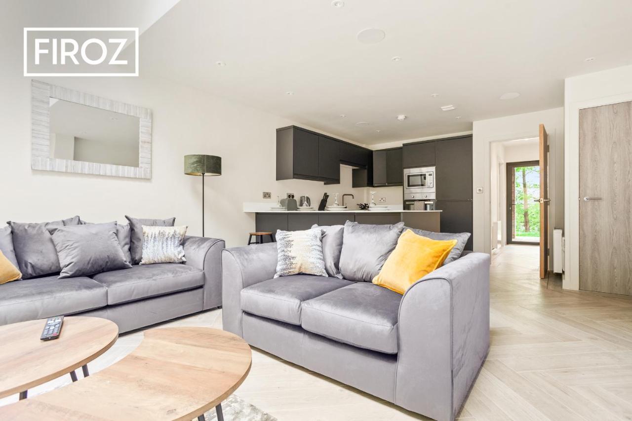 Spacious 4 Bedroom 3 Bath House For Families & Contractors With Free Parking, Fast Wi-Fi & Netflix By Firoz Property Management Leeds  Dış mekan fotoğraf