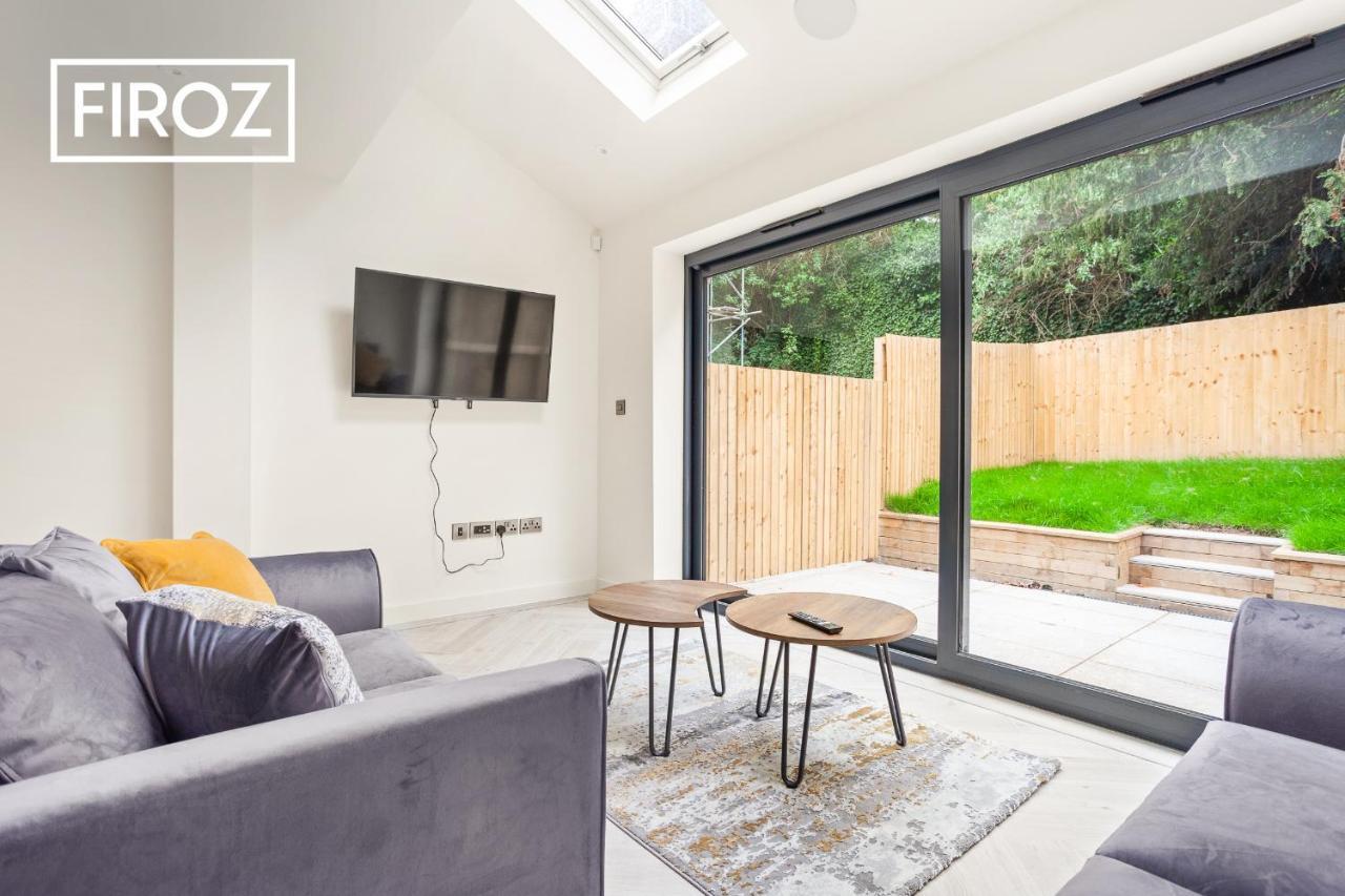 Spacious 4 Bedroom 3 Bath House For Families & Contractors With Free Parking, Fast Wi-Fi & Netflix By Firoz Property Management Leeds  Dış mekan fotoğraf